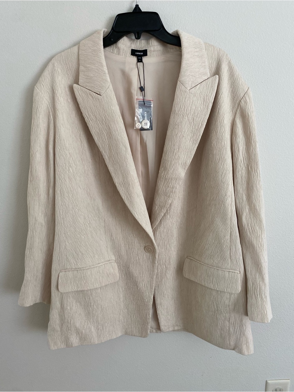 Express Cream Textured Single-Button Blazer